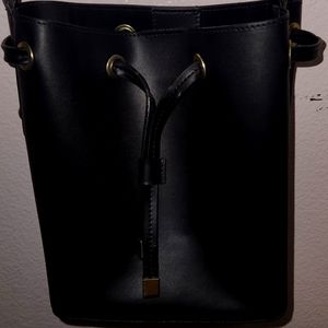 Black Box cross body bag